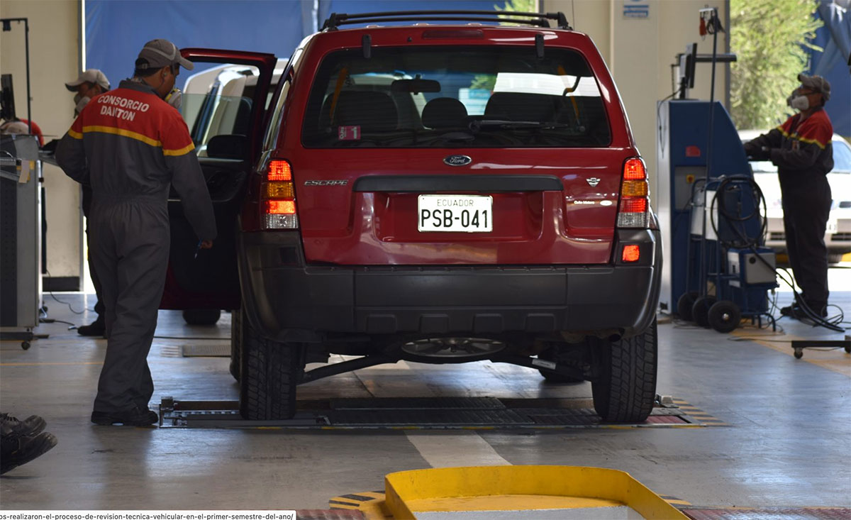 Más de 60.000 vehículos realizaron el proceso de Revisión Técnica Vehicular en el primer semestre del año